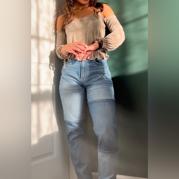 Tan American Eagle shoulder cut out top - Picture 5 of 7